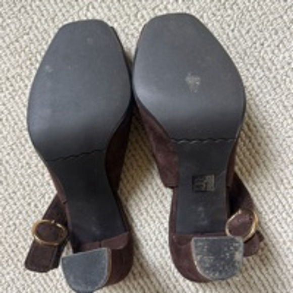 Women's Moda In Pelle Brown Suede Heels Size 5.5M - Picture 5 of 6